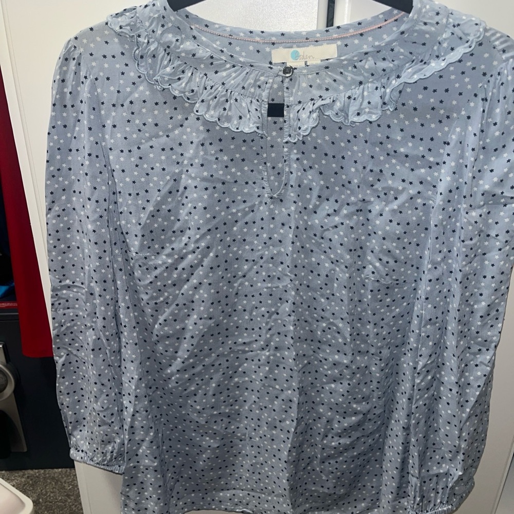 Boden light blue Ruffled 3/4 Sleeve Bib Collar Blouse Stars